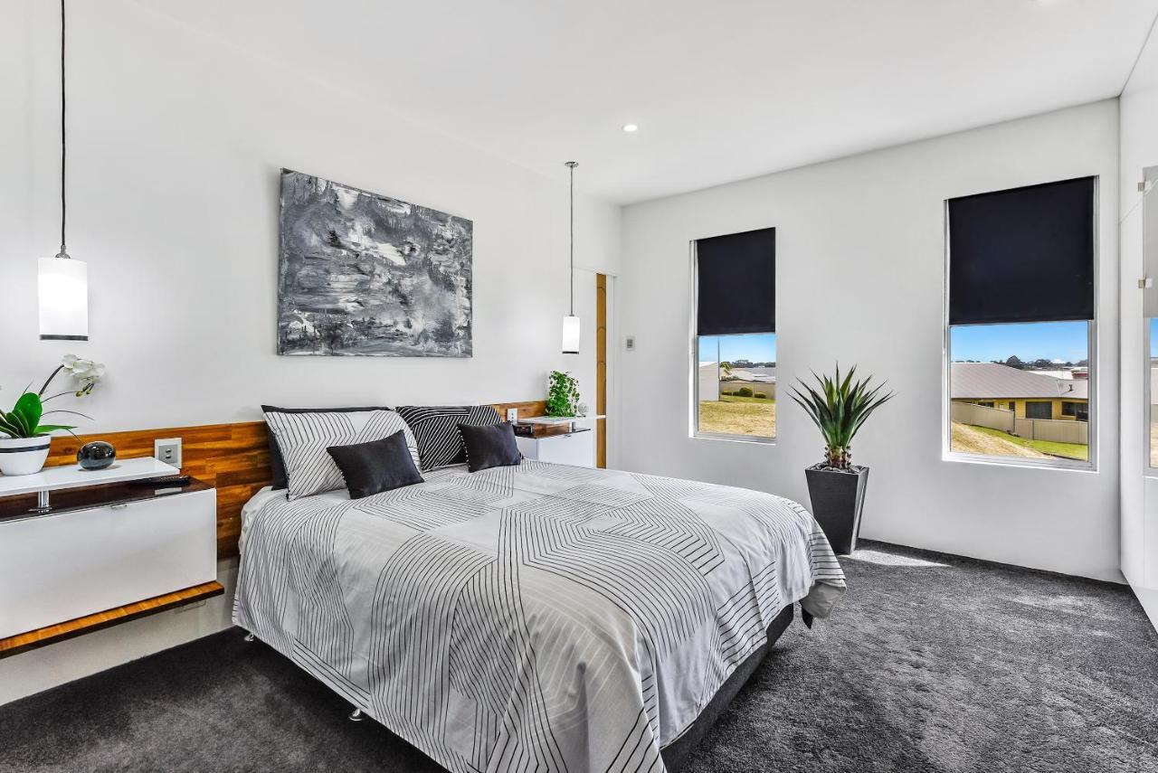 Appartamento Conroe Executive Townhouse - Modern & Stylish Mount Gambier Esterno foto